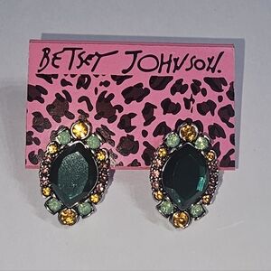 NWT Betsy Johnson Vintage Style Emerald Statement Stud Earrings